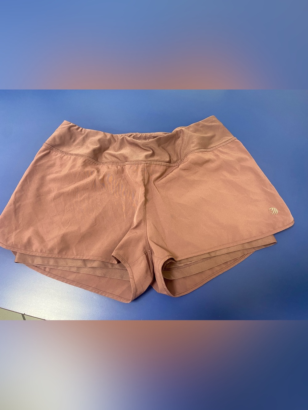 MPG Mauve Layered lined Athletic running Shorts zipper pocket in back medium